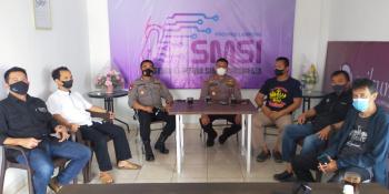 Kopi Bareng SMSI Lampung, Kapolsek TBU Himbau Masyarakat Hadapi Bencana Alam di Musim Penghujan